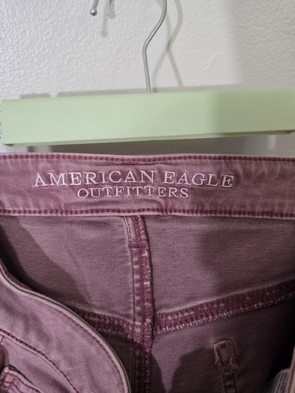 American Eagle Outfitters Mauve Distressed Denim Shorties Size 6 - Picture 2 of 8